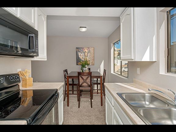 4th image of 4415 Estrella Ave APT 7