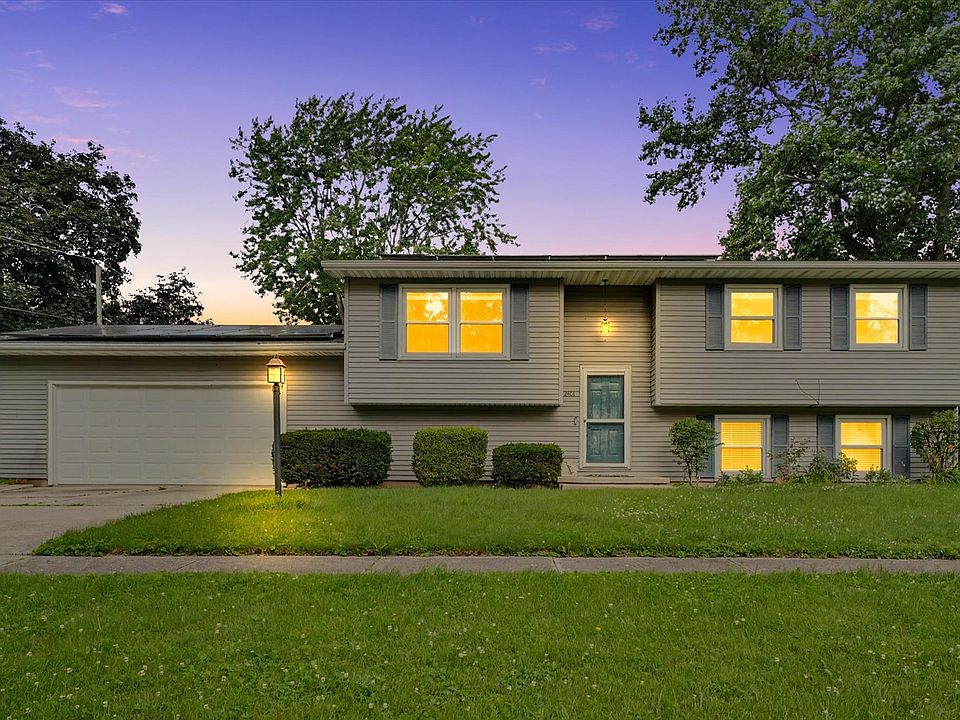 1st image of 2401 Arden Dr
