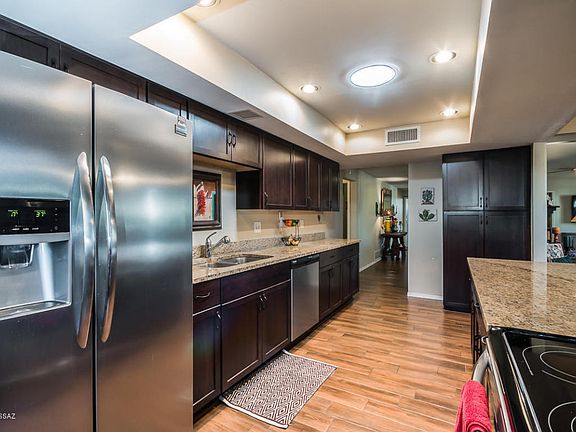 5th image of 7205 E Camino Bacelar