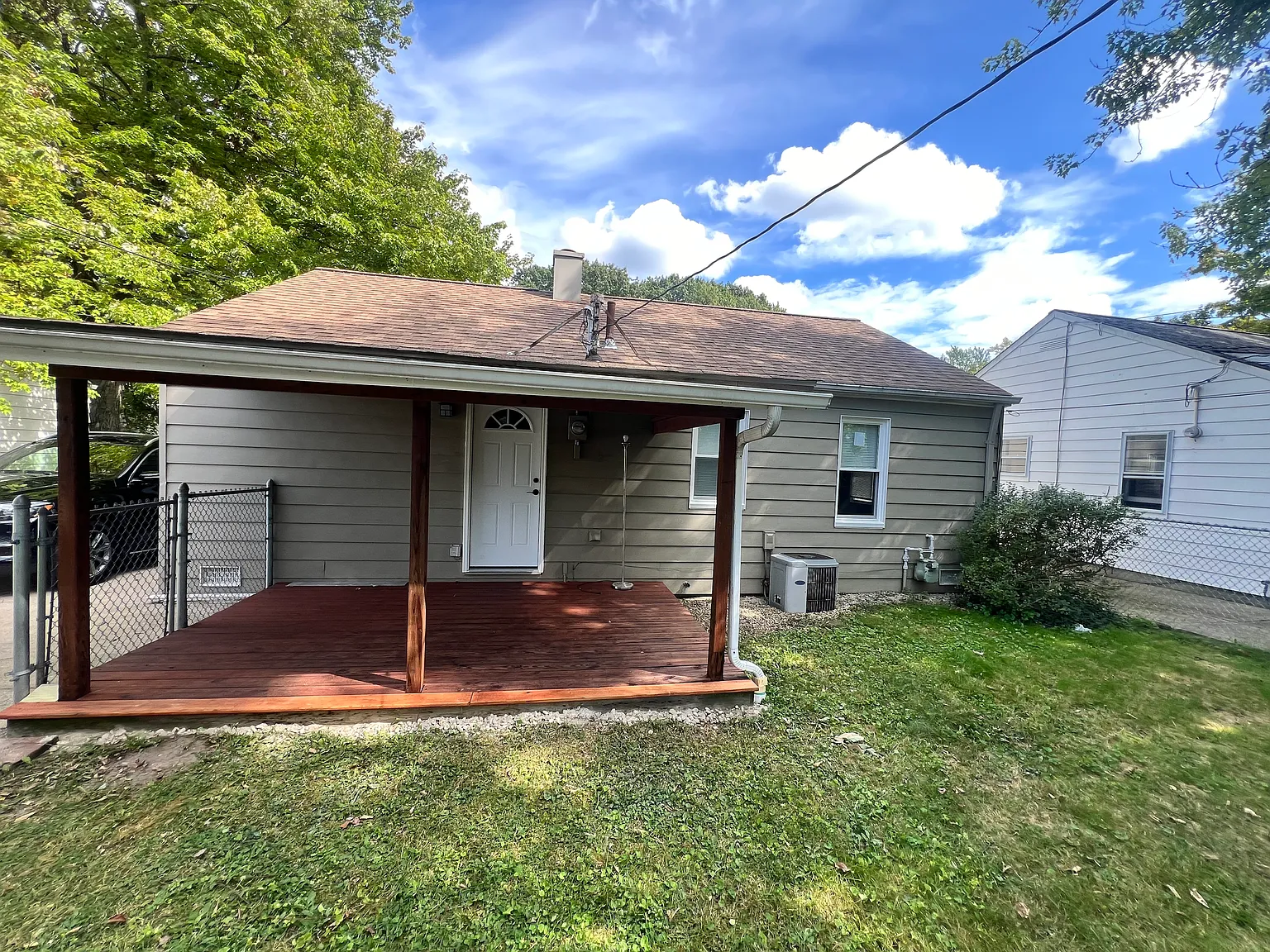 1236 Orchard Heights Dr — Photo 3