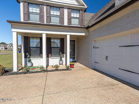 3rd image of 13438 Lapstone Ln