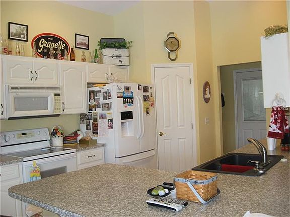 4th image of 3629 Grove Terrace Dr
