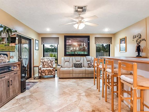 3rd image of 18337 104th Ter S