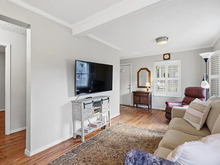 1474 Brooklyn Ave NW — Photo 5