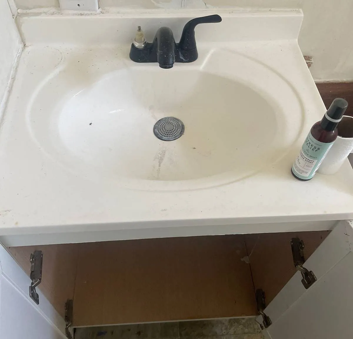 3 bed, 2.0 bath, 1120 sqft, $15,000 — Photo 4