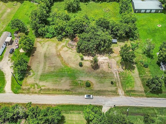 4th image of 2478 Brias Rd
