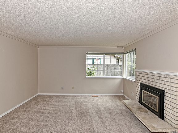 4th image of 21221 Cypress Way