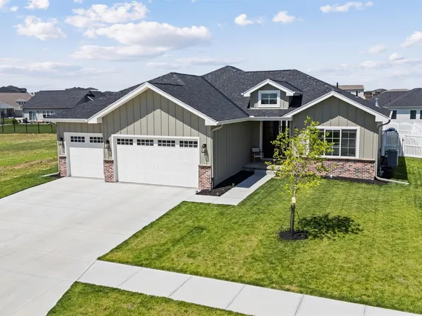 11704 S 119th St, Papillion, NE 68046
