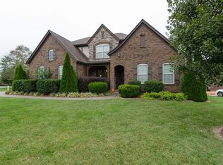 1014 Vista Ct, Hendersonville, TN 37075