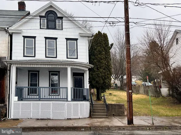 209 E Grand Ave, Tower City, PA 17980