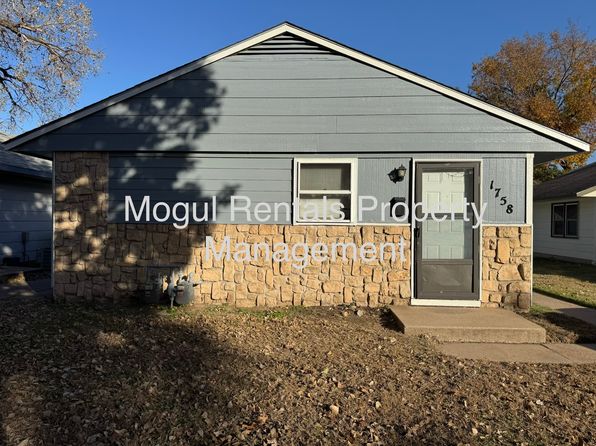 1758 N Woodrow Ct #1