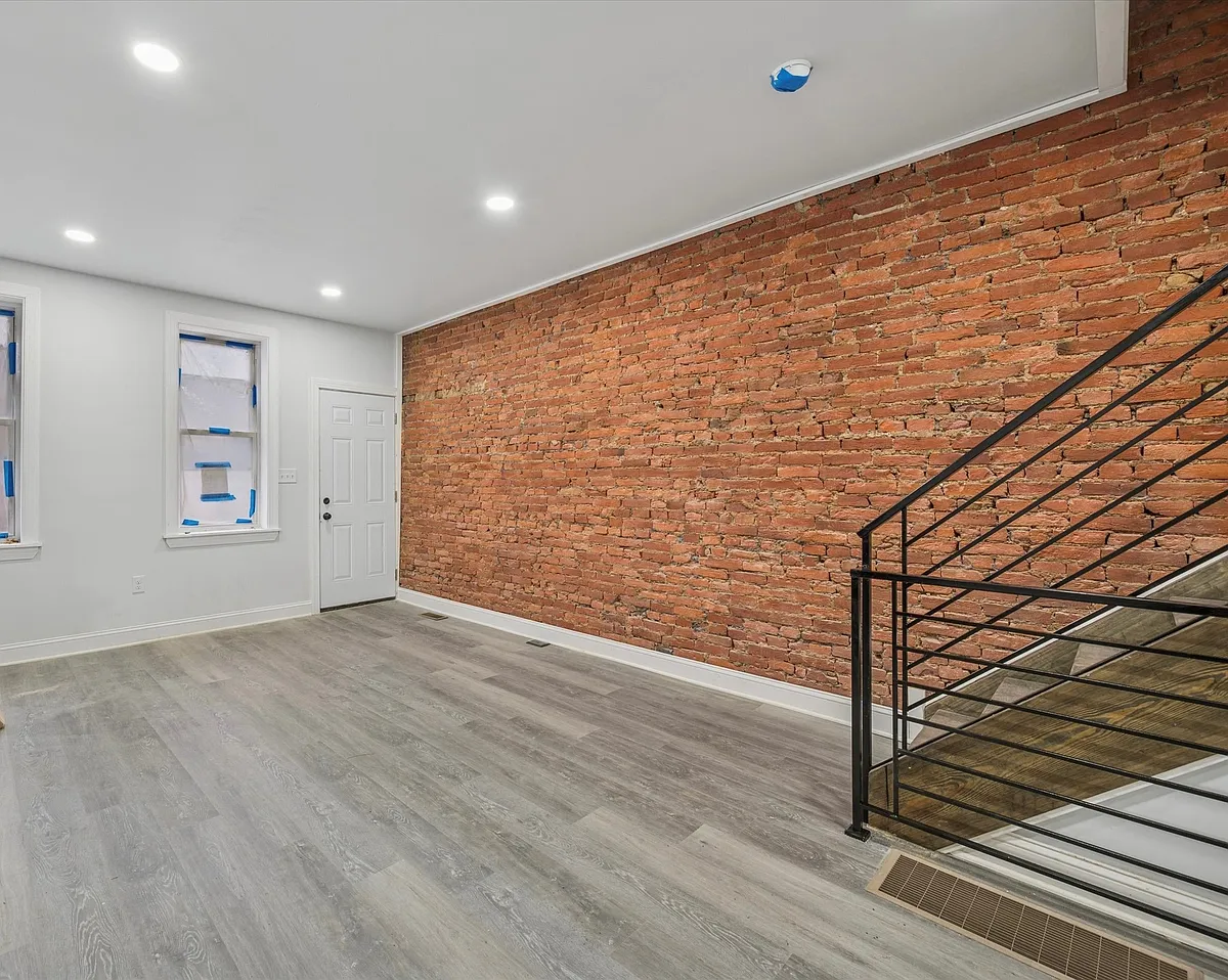 Building Photo - 1213 N Ringgold St