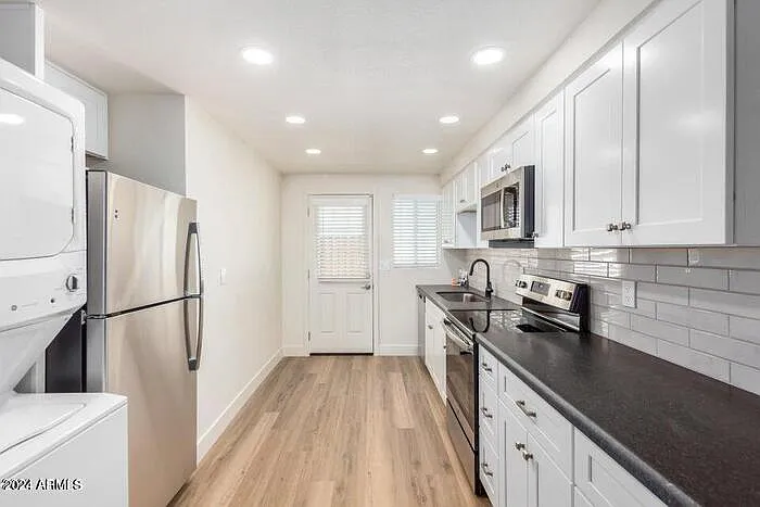 4049 W Laurie Ln #5 — Photo 7