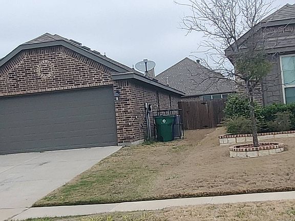 3rd image of 233 Valley View Dr