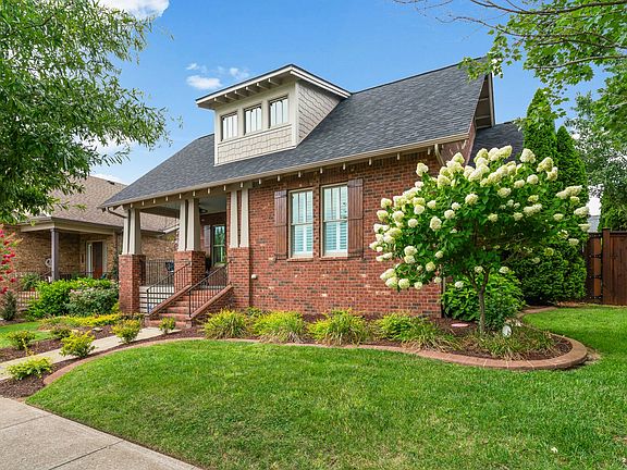 5th image of 3421 Colebrook Dr