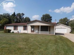 431 E Clinton St, Vernon, MI 48476