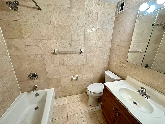 Rented by J PRESTON AND ASSOCIATES INC | media 8