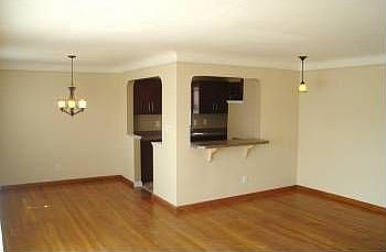 4th image of 3326 Priscilla Ave