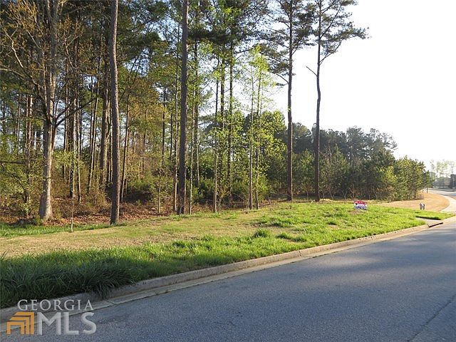 2nd image of 2550 Maggie Woods Ct