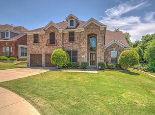 843 Luxor Ct, Grand Prairie, TX 75052