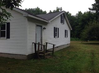 13 School St, Onancock, VA 23417