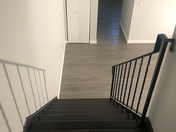 entryway into living room