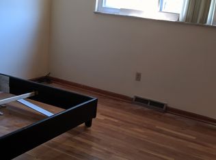 1234 Greentree Rd, Pittsburgh, PA 15220