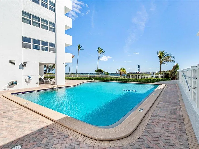 2100 S Ocean Dr #3H — Photo 14