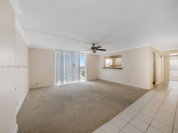 5th image of 137 Golden Isles Dr APT 1214