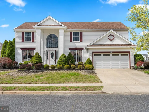 10 Winfield Cir, Sewell, NJ 08080