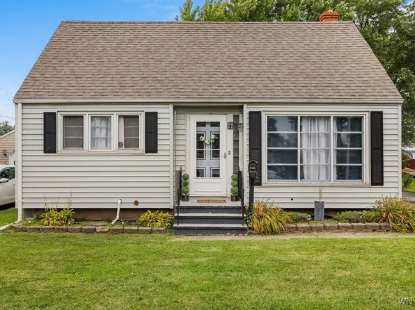 80 Westbrook Dr, Cheektowaga, NY 14225