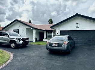10213 SW 1st Ct, Pompano Beach, FL 33071
