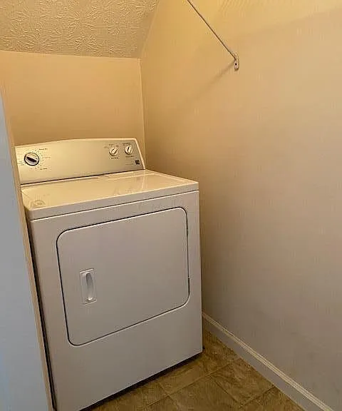 5507 Garden Rdg — Photo 23