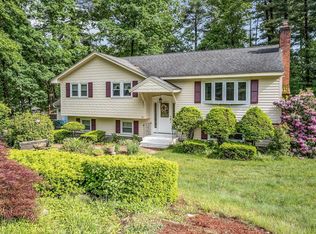 10 Northgate Rd, Tewksbury, MA 01876