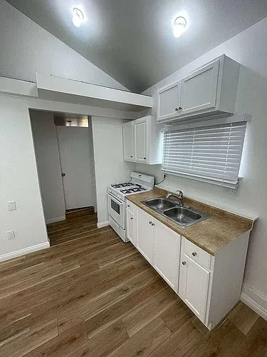 7103 Flight Ave Photo 1