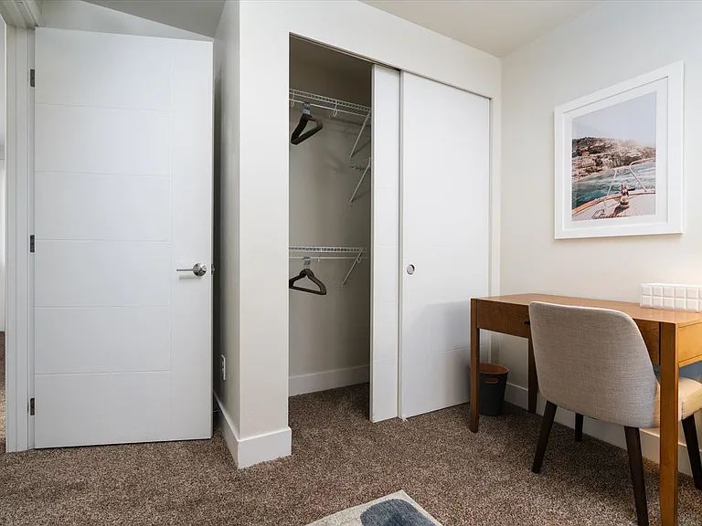 2218C Franklin Ave E #C — Photo 27