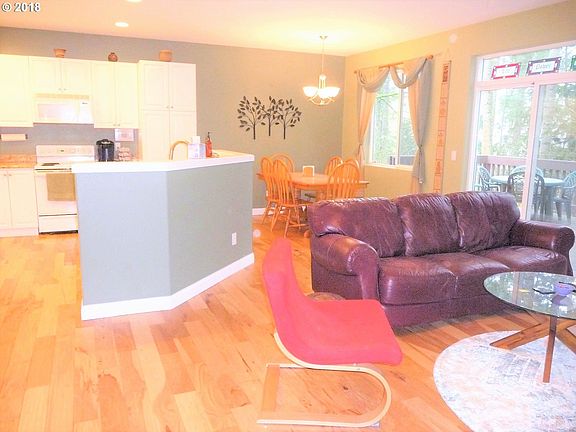 4th image of 5788 NE Canard Ct