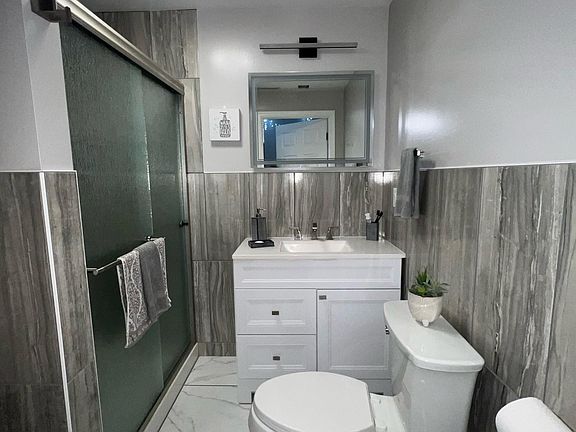 2nd image of 4090 Lea Meadow Ct