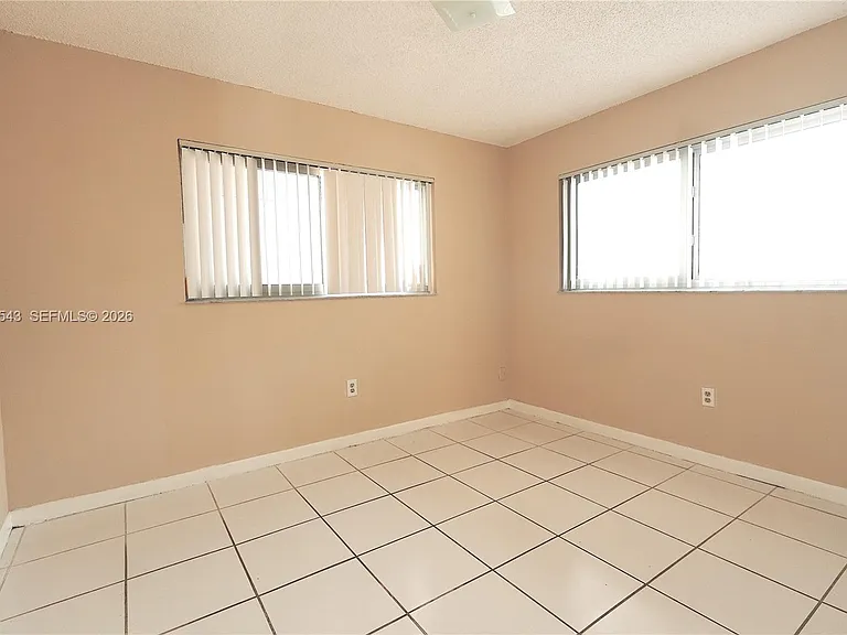 9915 W Okeechobee Rd #2404 — Photo 15