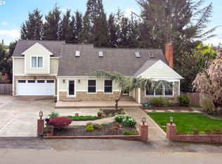 7730 SW Maple Dr, Portland, OR 97225