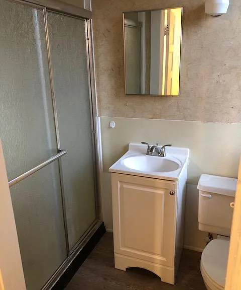 34 Bolton Ave #F — Photo 8
