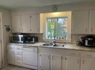 24 Cross St, Reading, MA 01867