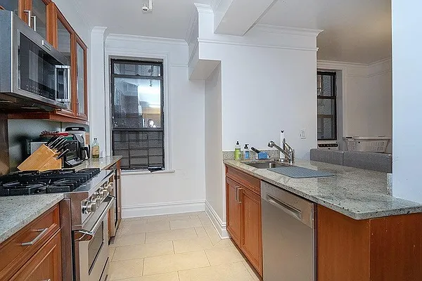 Rented by Rita S Citrin, LREB | media 5
