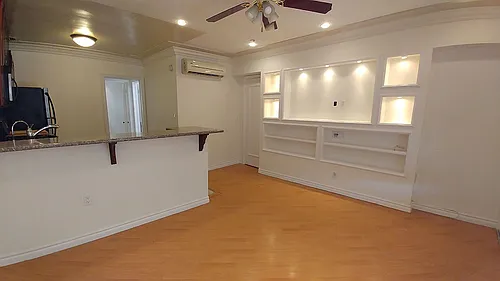 Floor plan 207