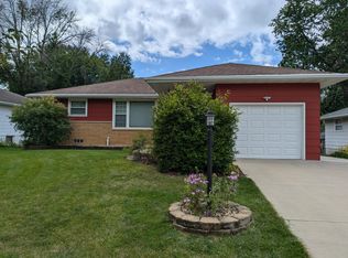 2371 11th Ave NW, Rochester, MN 55901