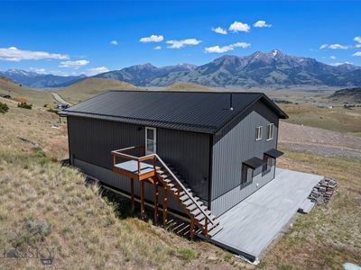 52 Arcturus Dr, Emigrant, MT, 59027