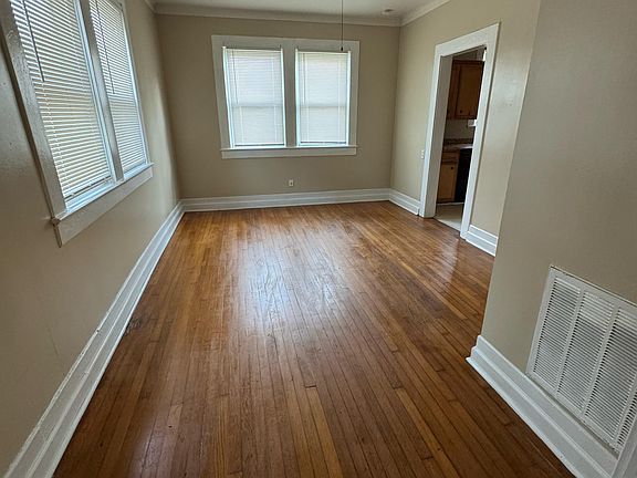 5th image of 4325 Woodlawn St