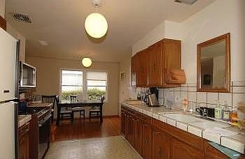 2nd image of 1724 Fernwood Way