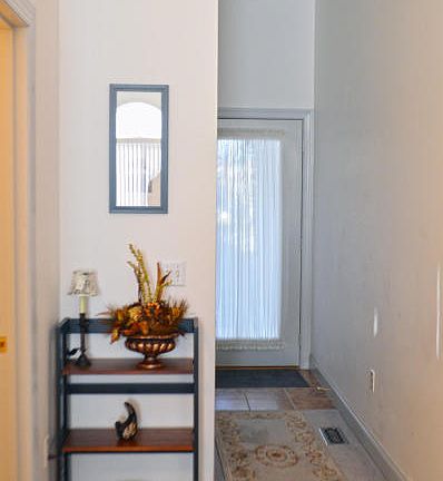 5th image of 470 Gold Leaf Dr