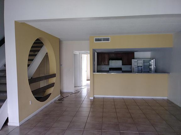 2nd image of 609 Belltower Ave APT A